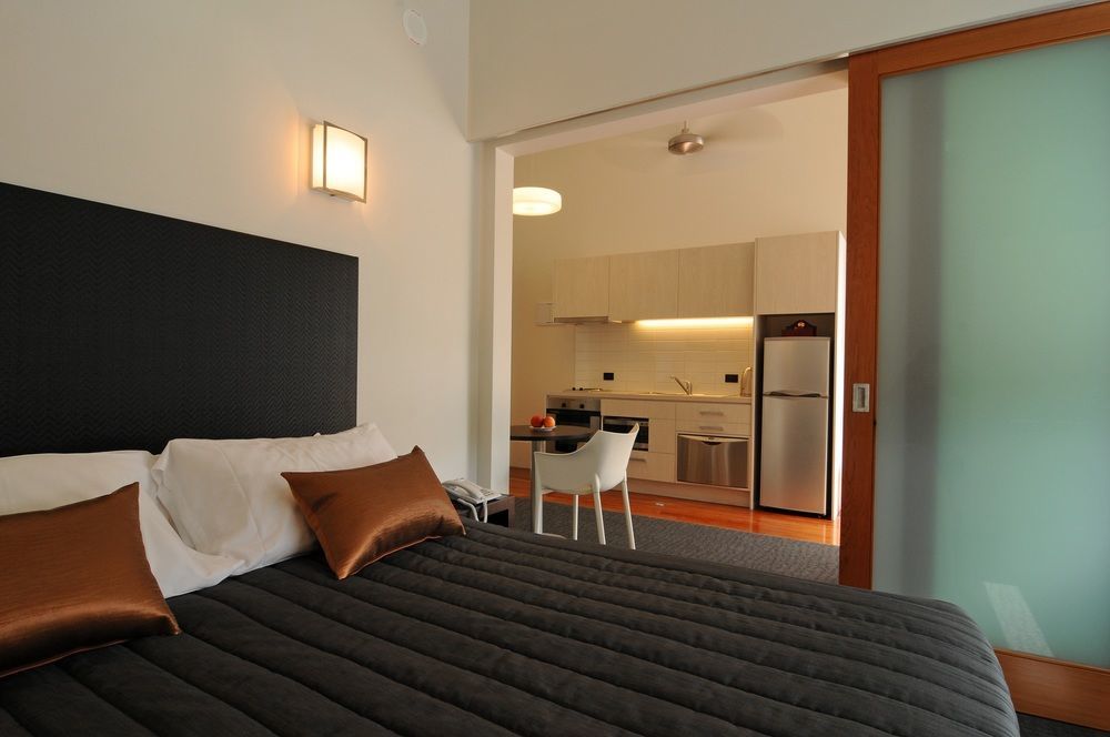 Quest Napier Serviced Apartments Екстериор снимка